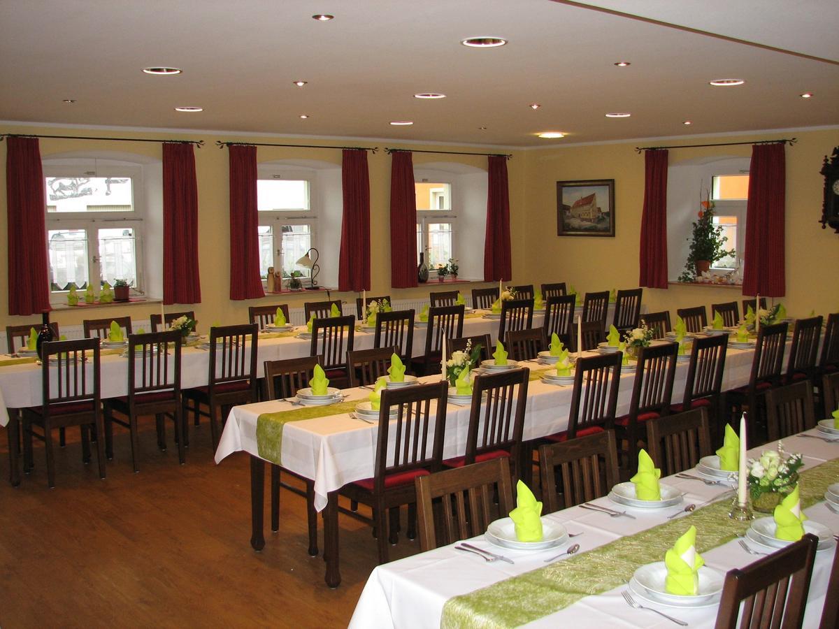 Inn Gasthof Goldenes Roessle *